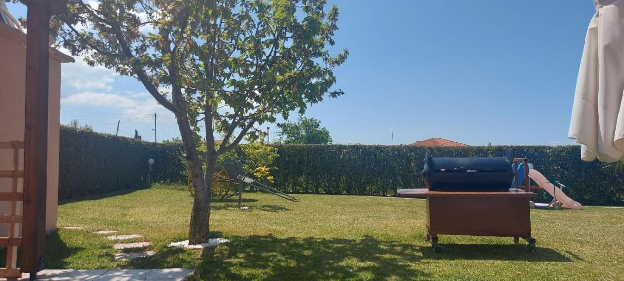Vista Mare Villa Nea Iraklia Buitenkant foto