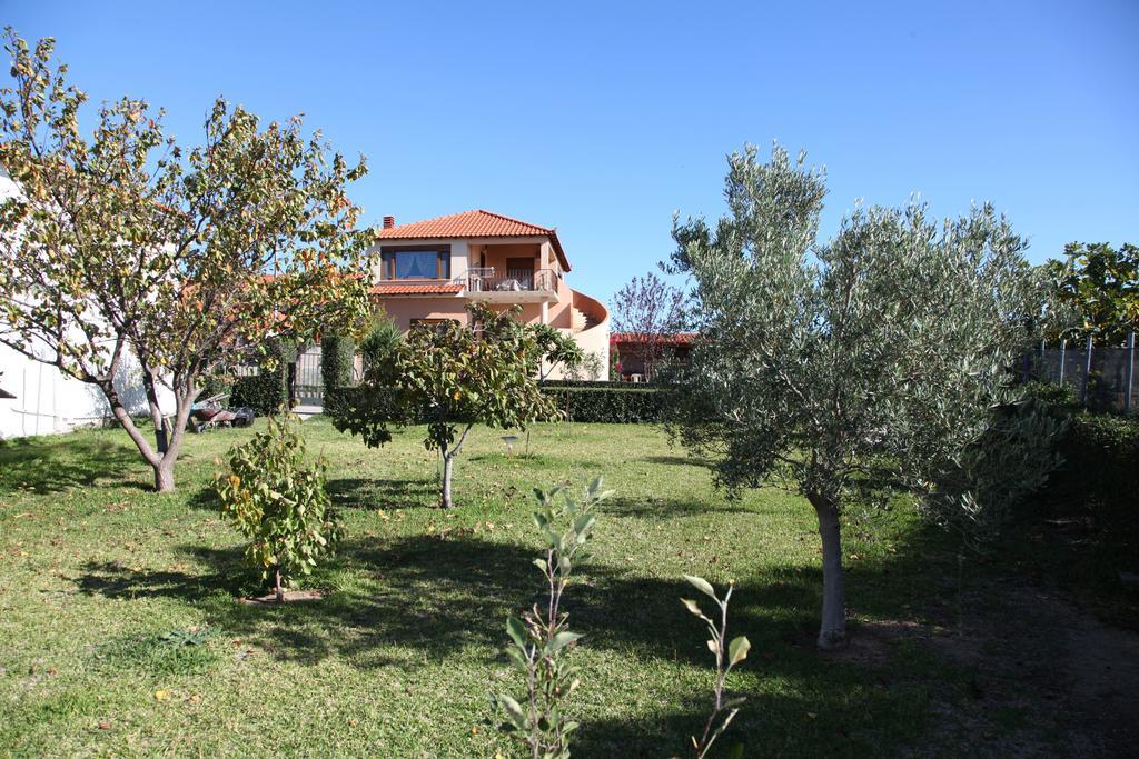 Vista Mare Villa Nea Iraklia Buitenkant foto