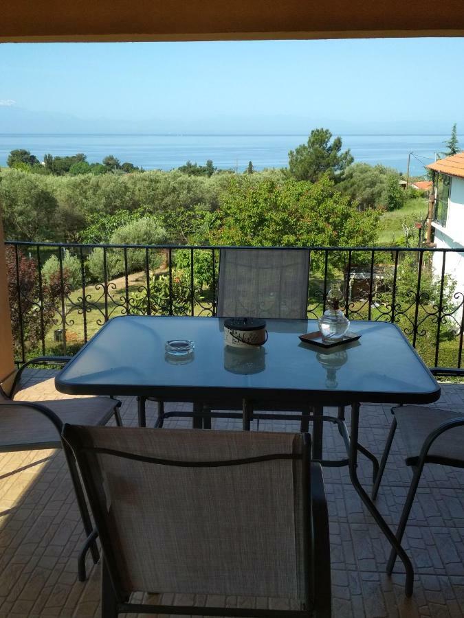 Vista Mare Villa Nea Iraklia Buitenkant foto